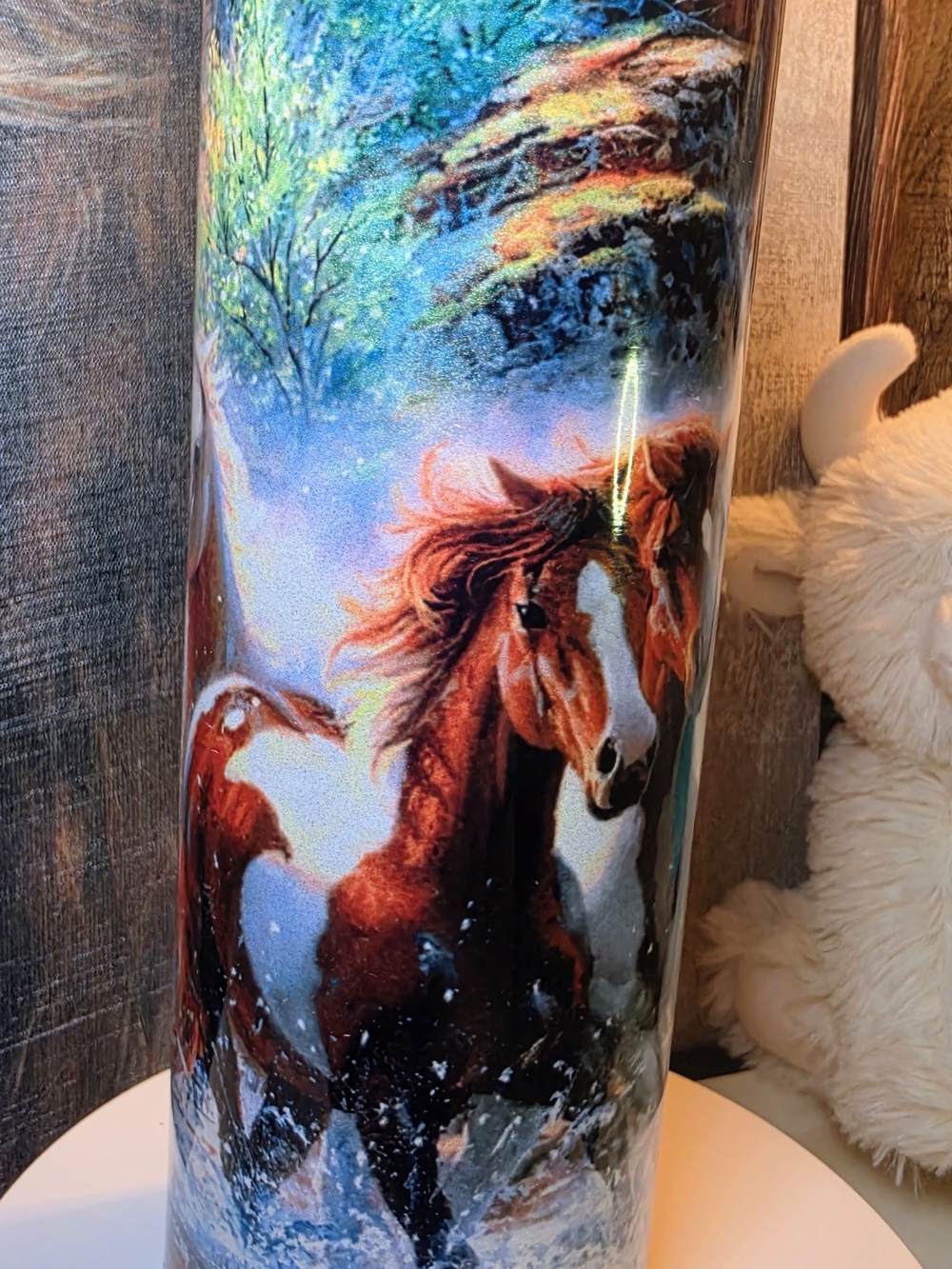 Vibrant Horse Scenic Tumbler - Chestnut & White Design